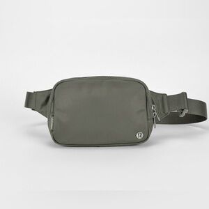 NWOT Lululemon Everywhere Belt Bag Large Grey Sage Green 2L Cross Body